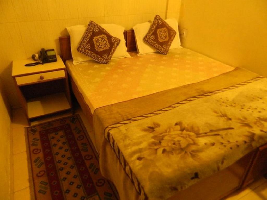 Viraaj Guest House Noida Eksteriør bilde
